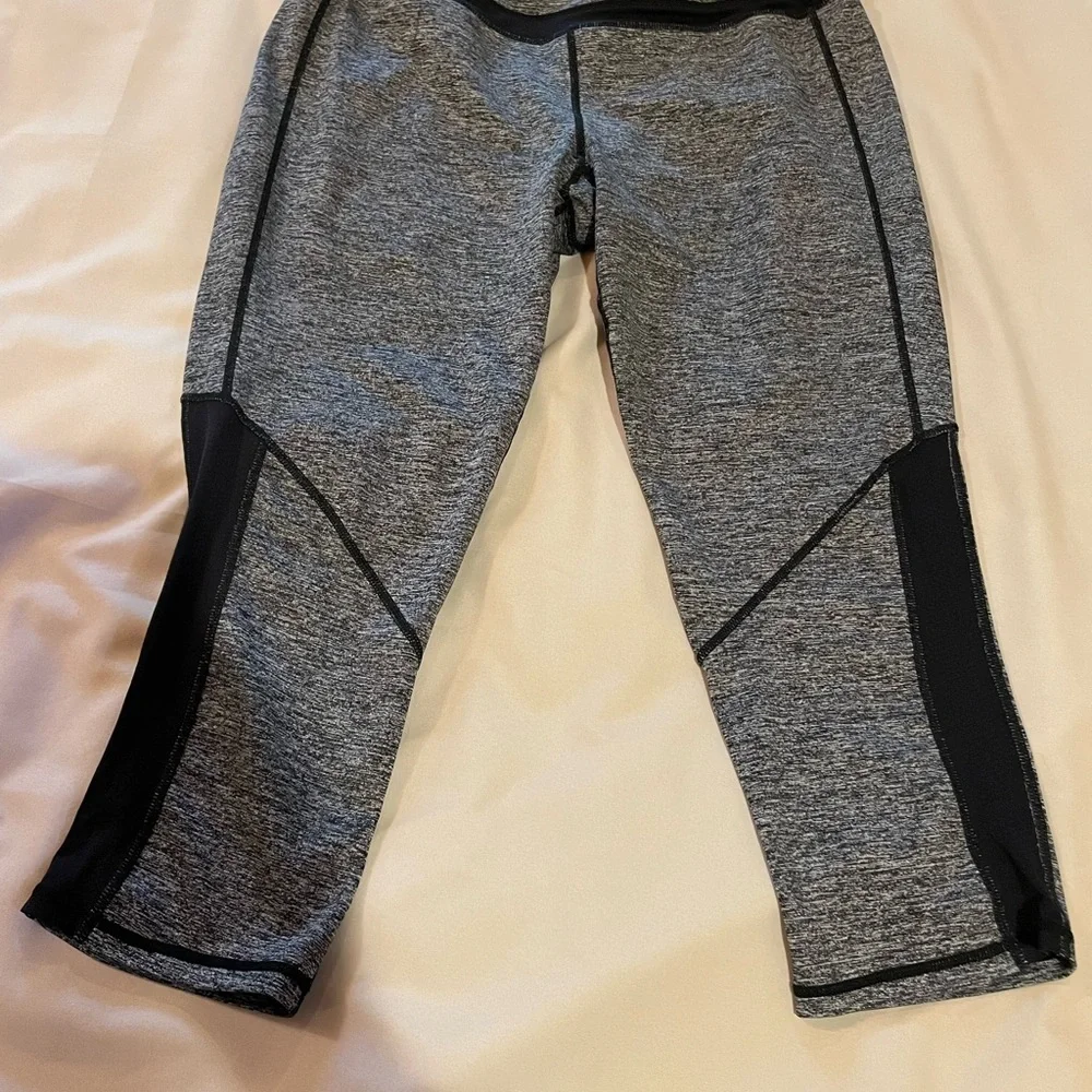 Kyodan Gray and Black Athletic Pants,‎ Size Medium